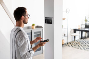 How to Choose a Multi-Tenant Intercom System - Akuvox NYC